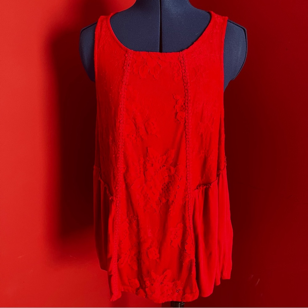 Torrid Red Floral Lace Tank - Picture 9 of 15